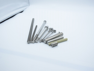 Performance of screws made of pure tungsten material | product image